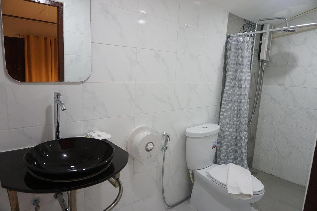 Pama Guesthouse チエンマイ エクステリア 写真